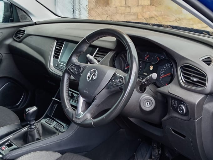 2025 Vauxhall Grandland X