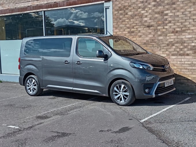 2025 Toyota Proace Verso