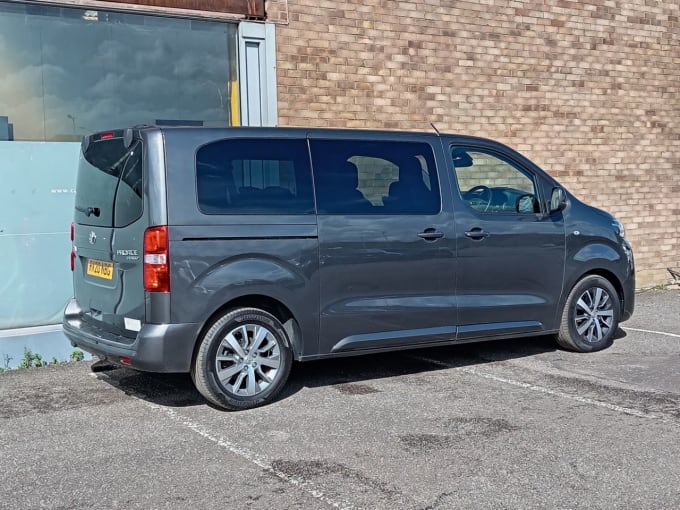 2025 Toyota Proace Verso