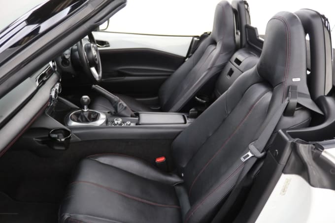 2025 Mazda Mx-5