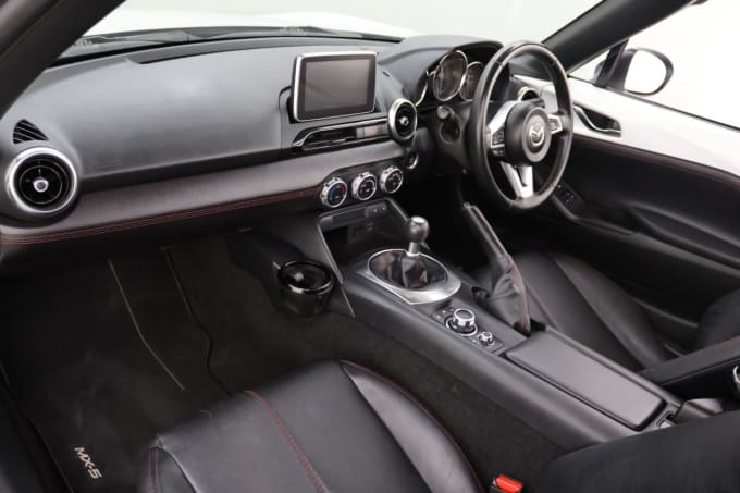 2025 Mazda Mx-5