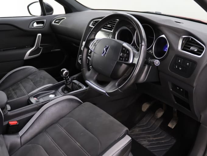 2025 Ds Automobiles Ds 3