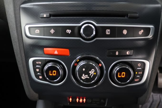 2025 Ds Automobiles Ds 3