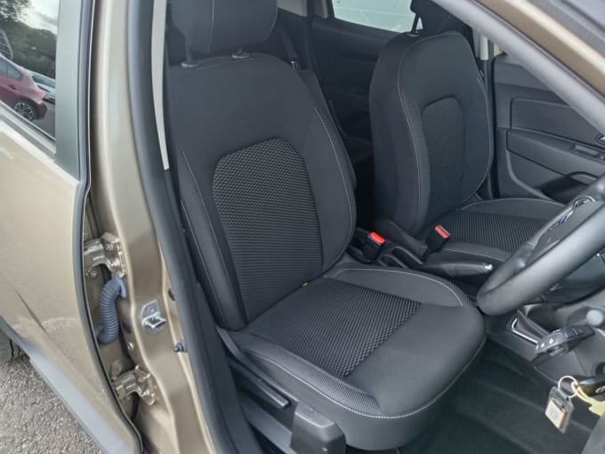 2025 Dacia Duster