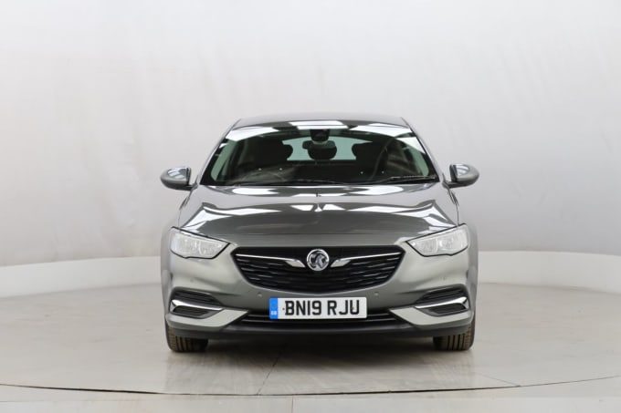 2025 Vauxhall Insignia