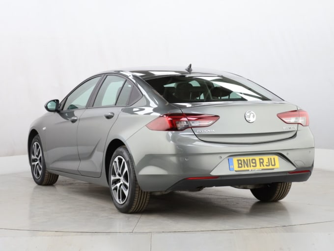 2025 Vauxhall Insignia