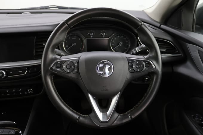 2025 Vauxhall Insignia