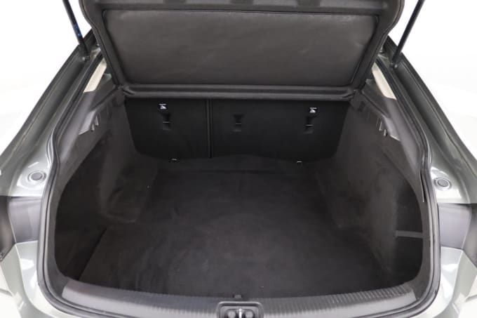 2025 Vauxhall Insignia