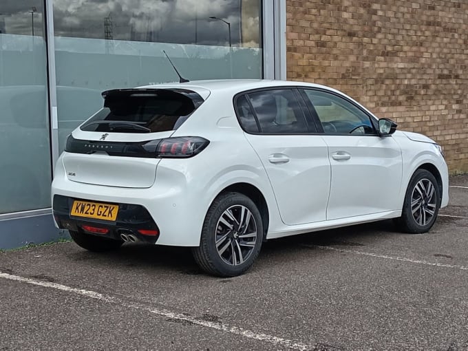 2025 Peugeot 208