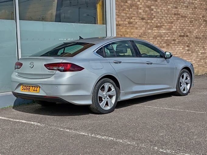 2025 Vauxhall Insignia