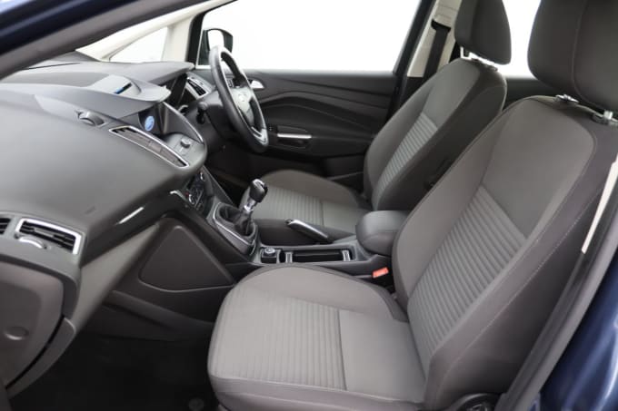 2025 Ford Grand C-max