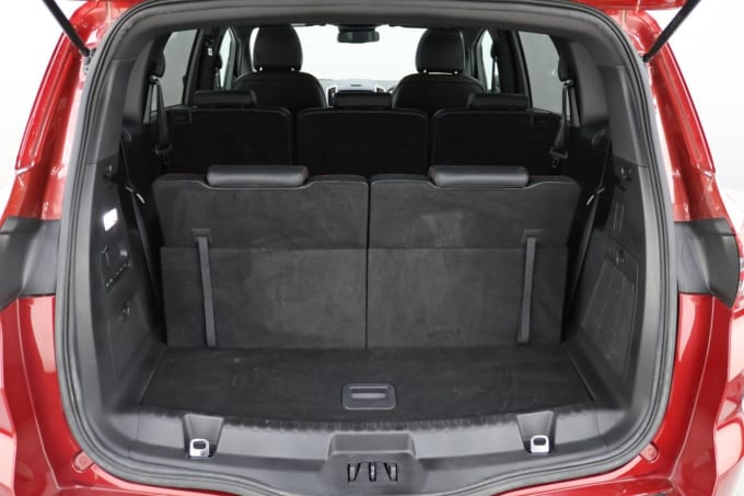 2025 Ford S-max