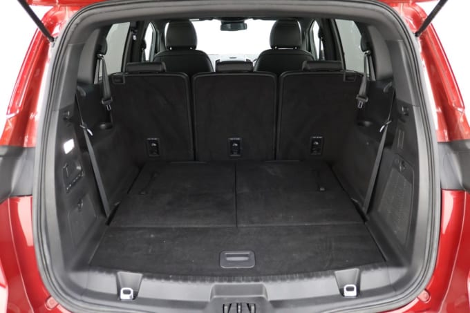 2025 Ford S-max