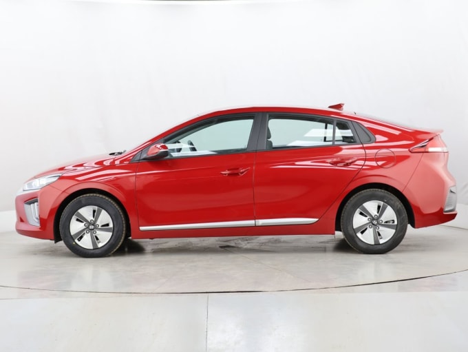 2025 Hyundai Ioniq