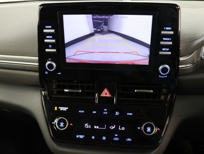 2025 Hyundai Ioniq