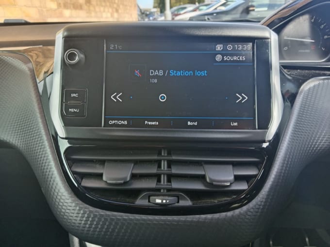 2025 Peugeot 208