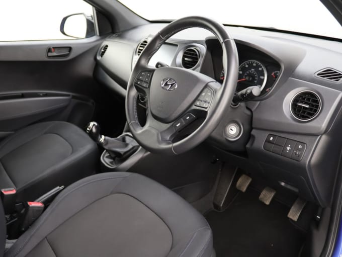 2025 Hyundai I10