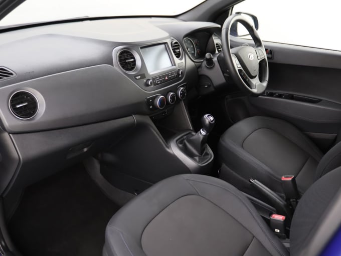 2025 Hyundai I10
