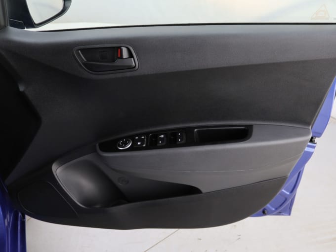 2025 Hyundai I10