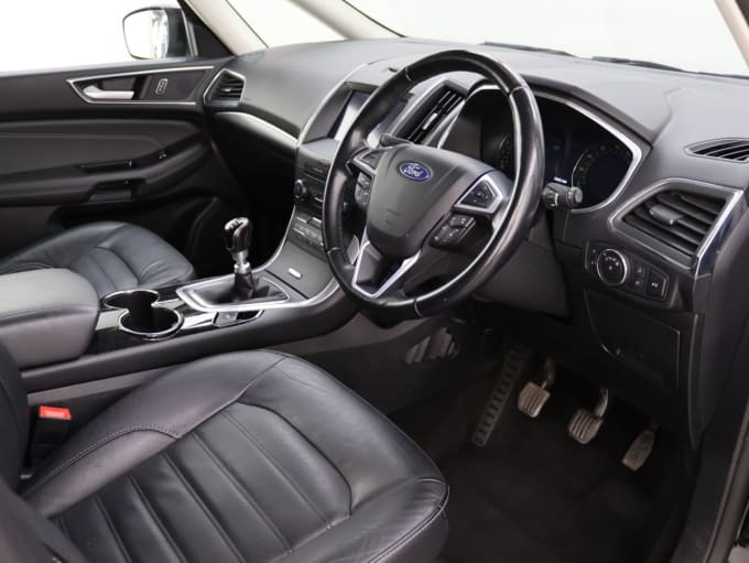 2021 Ford Galaxy