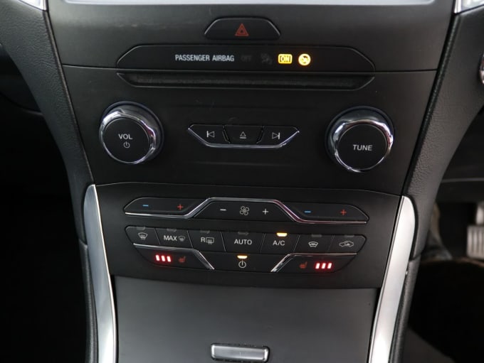 2021 Ford Galaxy