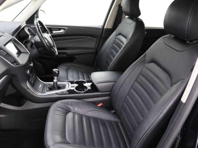 2021 Ford Galaxy