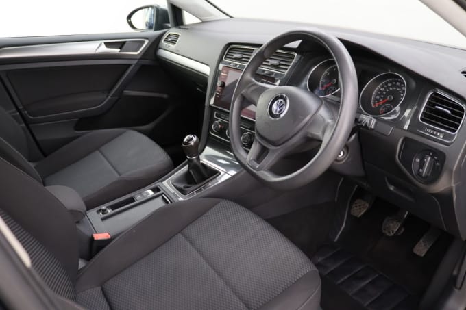 2018 Volkswagen Golf