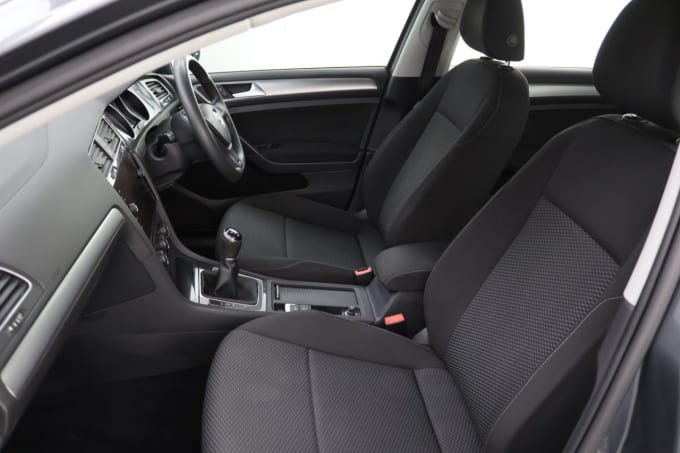 2018 Volkswagen Golf