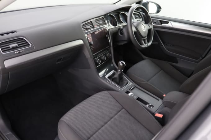 2018 Volkswagen Golf
