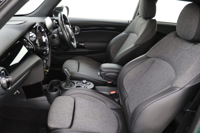 2021 Mini Electric Hatch