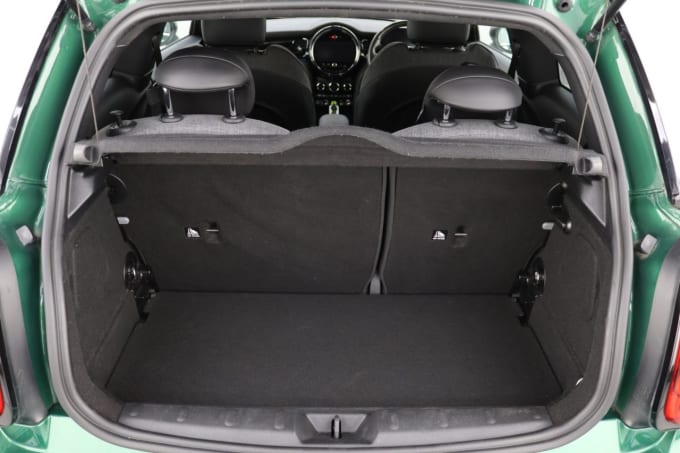 2021 Mini Electric Hatch