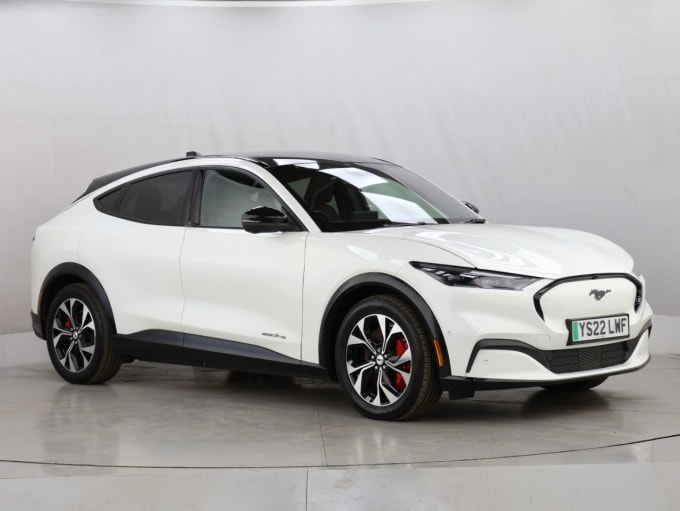 2022 Ford Mustang Mach-e