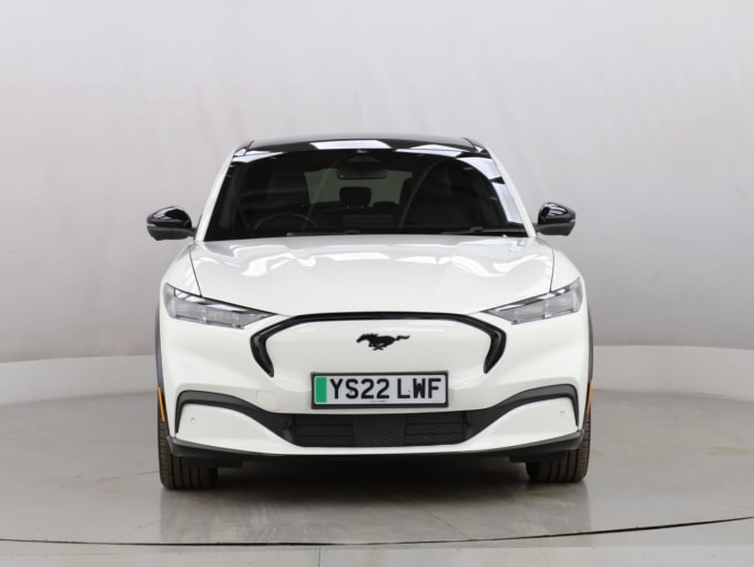 2022 Ford Mustang Mach-e