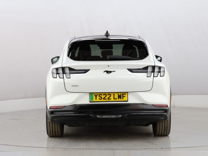 2022 Ford Mustang Mach-e