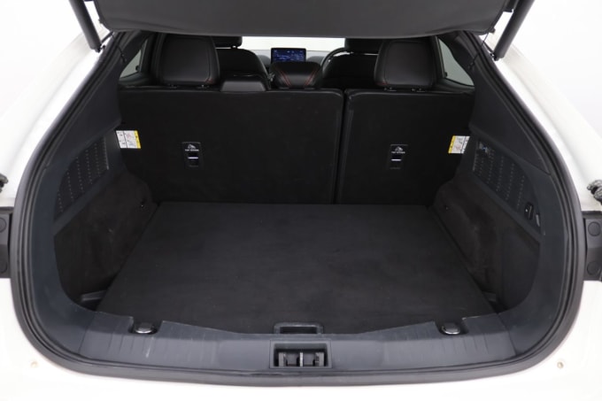 2022 Ford Mustang Mach-e