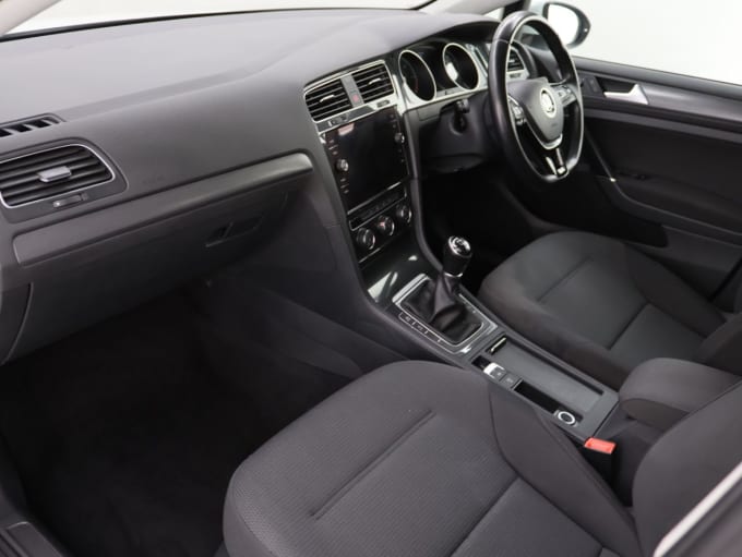 2018 Volkswagen Golf