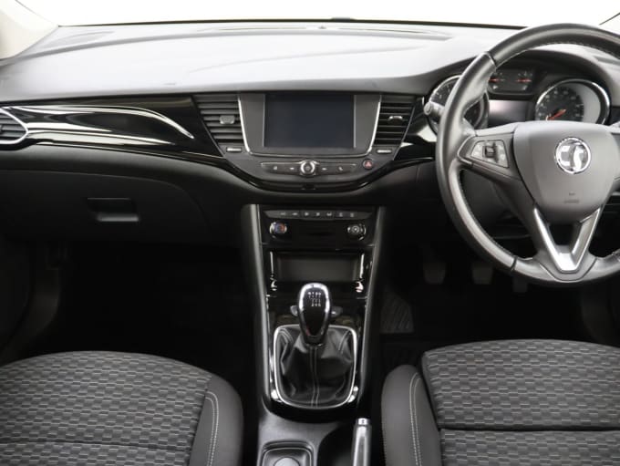 2018 Vauxhall Astra
