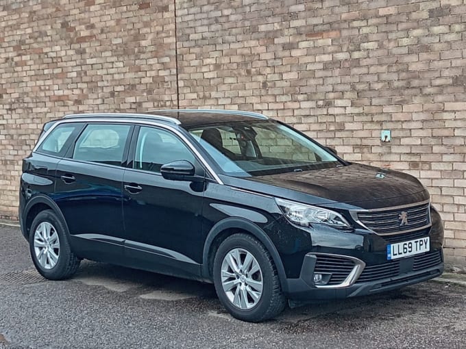 2019 Peugeot 5008