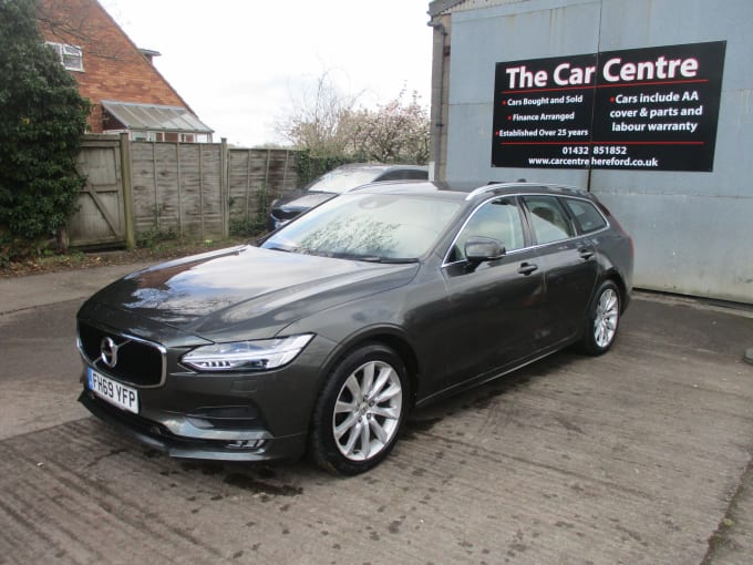 2020 Volvo V90