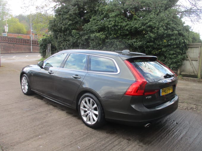 2020 Volvo V90