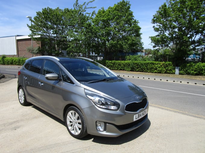 2014 Kia Carens