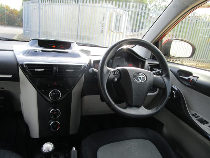 2014 Toyota Iq