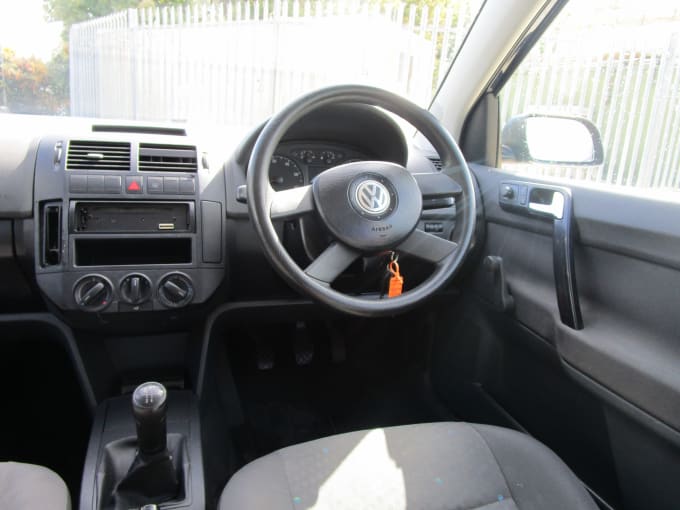 2004 Volkswagen Polo