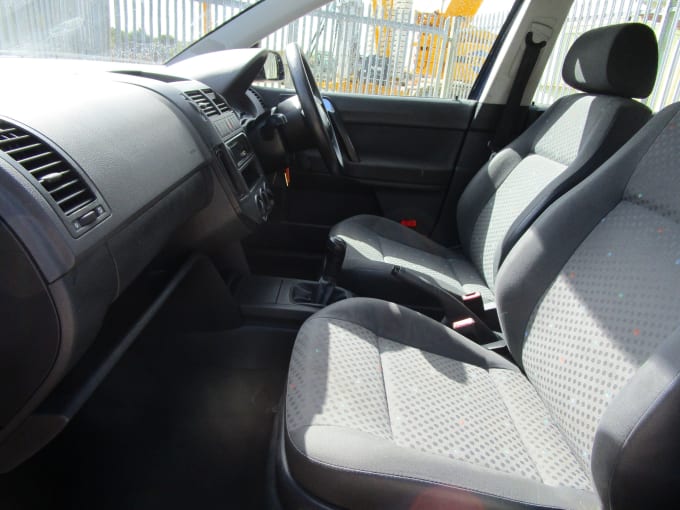 2004 Volkswagen Polo