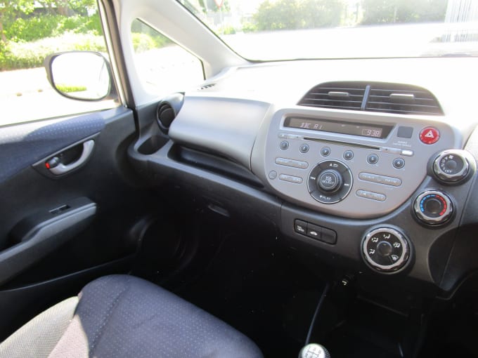 2011 Honda Jazz