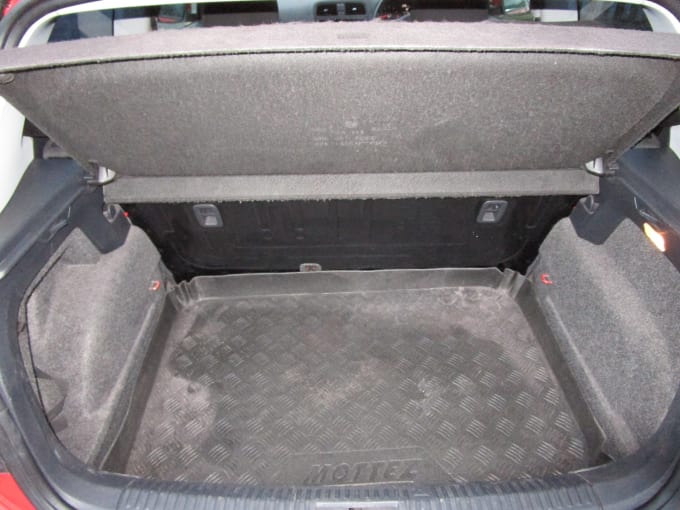 2013 Volkswagen Polo