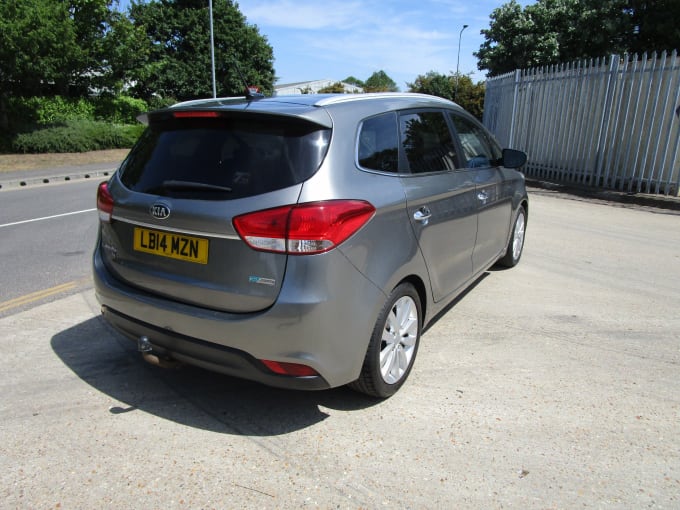 2014 Kia Carens