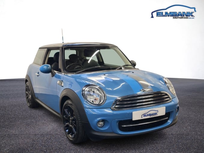 2025 Mini Hatch