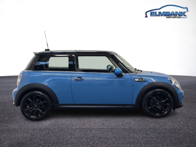 2025 Mini Hatch