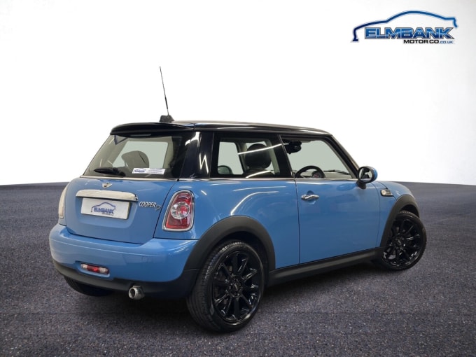 2025 Mini Hatch